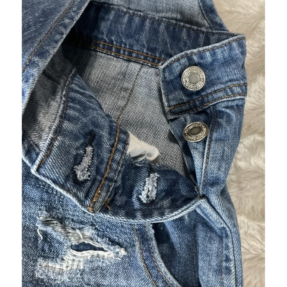 American‎ Eagle Women's Size XS Denim  Short Alls Overalls Distressed Raw Hem